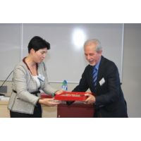 Prof. Dimitrios Adamopoulos (Grecja) otrzymuje tytuł Członka Honorowego Polskiego Towarzystwa Andrologicznego. - dsc05594.jpg